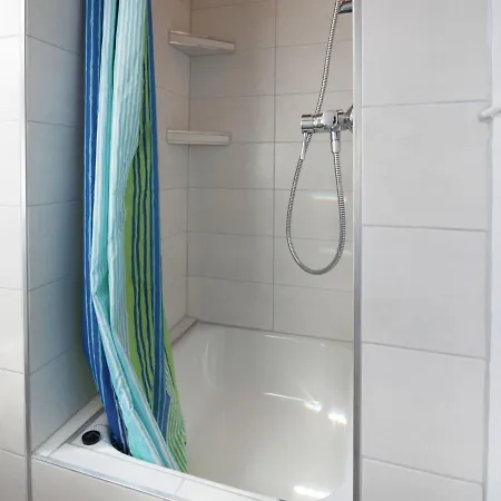 Alluring Holiday Home In Vellinghausen With Pool Prázdninový dům Meschede