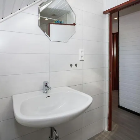 Prázdninový dům Alluring Holiday Home In Vellinghausen With Pool *
