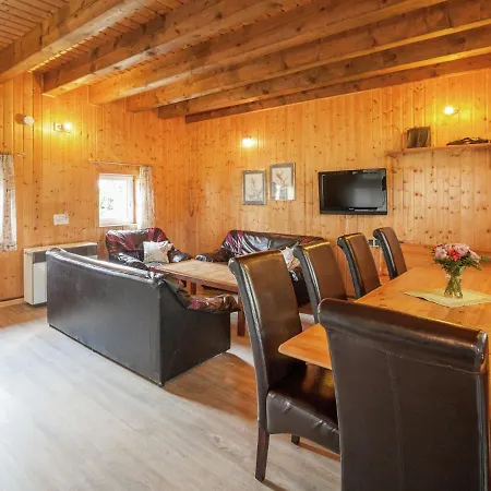 Alluring Holiday Home In Vellinghausen With Pool *