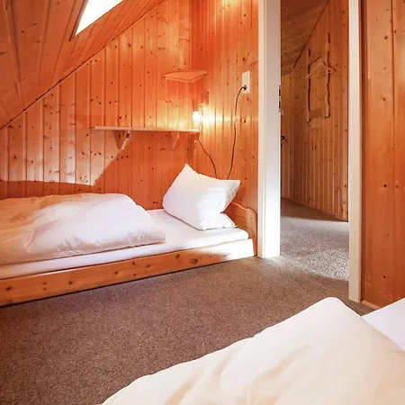 Prázdninový dům Alluring Holiday Home In Vellinghausen With Pool